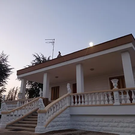 Le Dimore Di Flora Charme Монополи